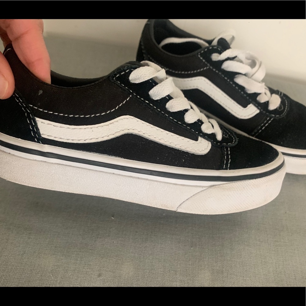 Kid’s Vans side 12!